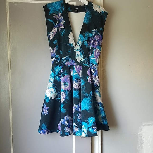 Guess Dresses & Skirts - Guess? Brand Party dress